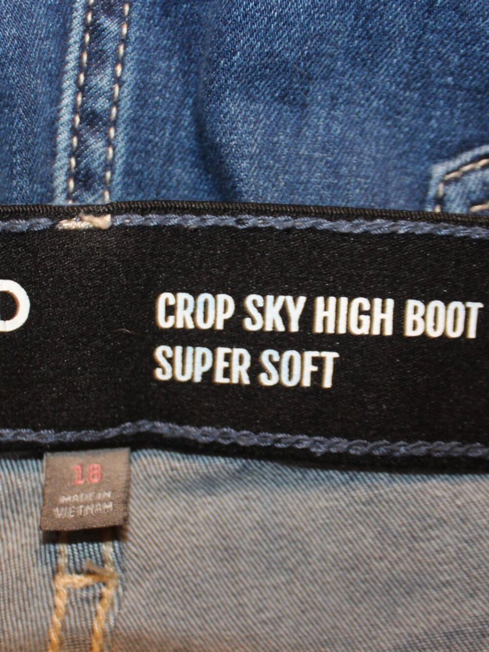 Torrid Crop Sky High Bootcut Jeans Dark Wash Size 18 Plus Size - Picture 9 of 10